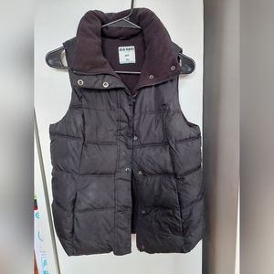 Old Navy Black Puffer Vest-S
